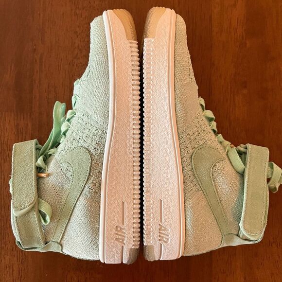Nike Air Force 1 Ultra Flyknit Mid Enamel Green Women’s 7.5 Lightweight Sneakers - Picture 12 of 14
